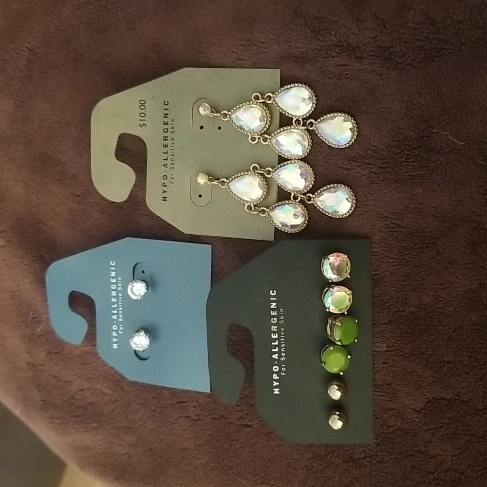 Women's Hypo-Allergenic Lot of Earrings